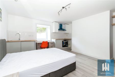 Park Drive, Huddersfield, HD1 - Photo 4