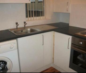 1 bed House Share - To Let - Photo 1