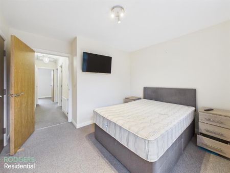 9 Gransha Wood, Dundonald, Castlereagh, Belfast, BT16 2FG - Photo 4