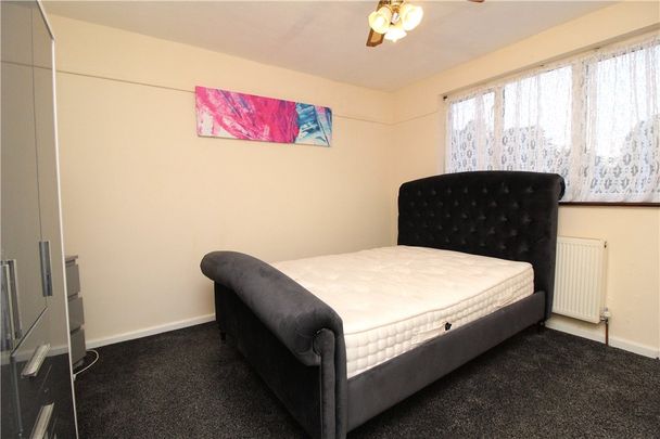 Mandeville, Northolt, UB5 4LU - Photo 1