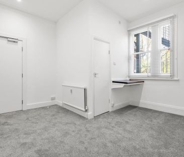 Flat to rent - Photo 2