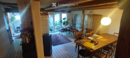Charmanter 4,5-Zimmer-Hausteil mit wunderschönem Garten in zentraler, ruhiger Lage in Bünzen - Foto 2