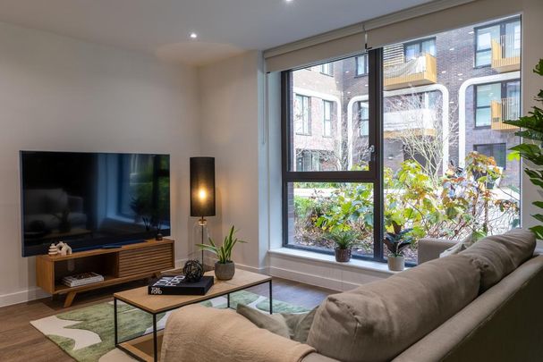 Studio to rent - Photo 1