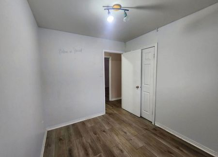 For Lease - 17 Seaborn Road, Brampton, Ontario - Photo 3