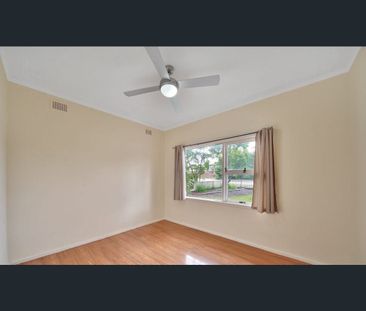 Huge area with neat & tidy house - Photo 2