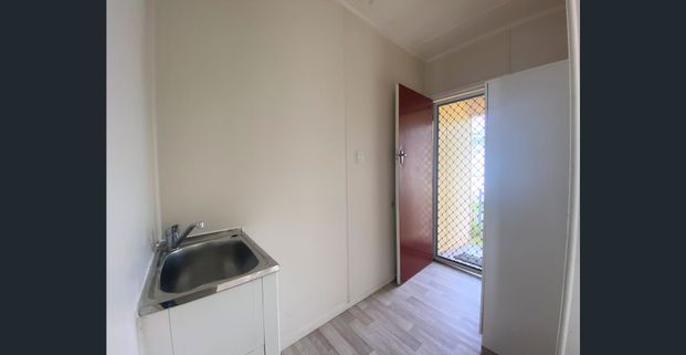 Nambour Gem! - Photo 1