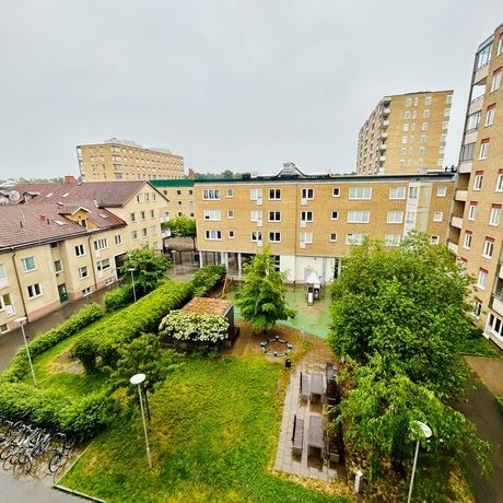 Västra Åsgatan 17 - Foto 1