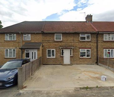 Wheatley Crescent, Hayes UB3, London - Photo 1