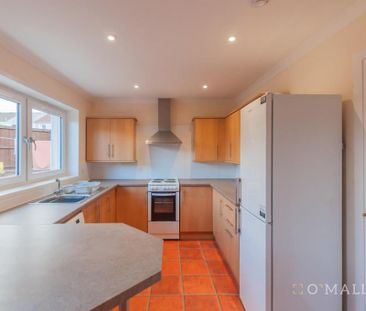 2 bedroom terraced house to rent - Photo 2