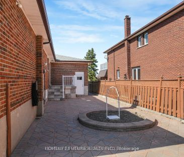 31 Scarden Avenue #Bsmt #1 - Photo 5