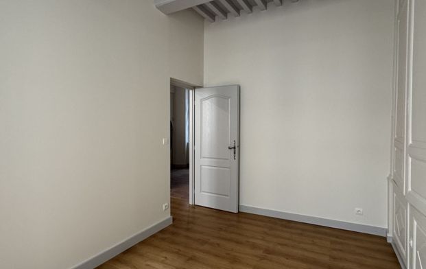 Location Appartement P2 En centre-ville rénové(e) Thiers - Photo 1