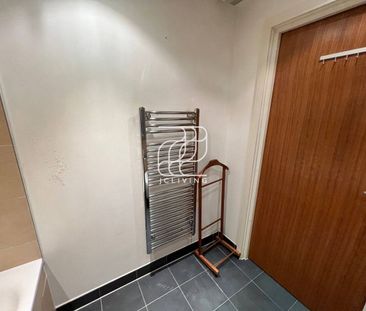 Axis Court, 2 East Lane, London, SE16 - Photo 1