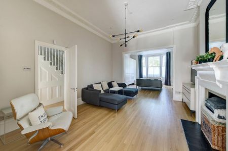 6 bedroom semi-detached house to rent - Photo 2