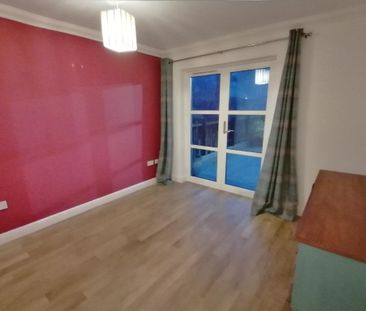 4 bedroom townhouse to rent - Photo 3