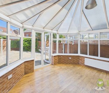 4 Bedroom - Photo 6