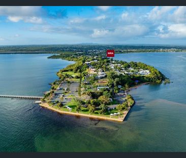 SPACIOUS 3-BEDROOM TOWNHOUSE WITH OPEN PLAN KITCHEN, LIVING, DINING... - Photo 6