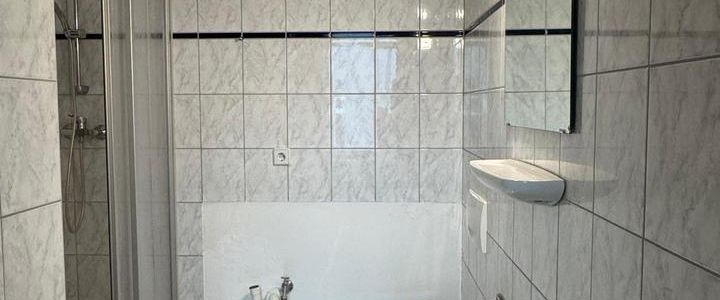 Perfekte 1-Zimmer-Studentenwohnung am Werder mit Einbauküche - Photo 1