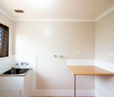 Three Bedroom Family Home - Photo 1