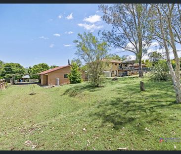 Convenient to Everything, this is the next home for you and your fa... - Photo 4