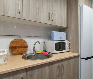 Carrer de Molinell, Valencia, Valencian Community 46010 - Photo 5