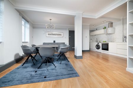 Townshend Court, Mackennal Street, NW8 - Photo 3