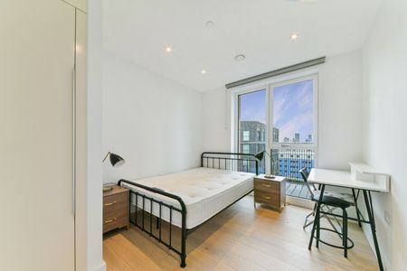 3 Bed Flat, Levy Building, SE17 - Photo 4