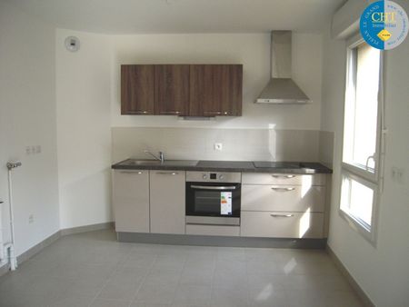 Location Maison 5 pièces 98m² PLELAN LE GRAND 35380 - Photo 4