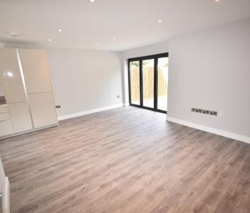 Electric Station Road, Sleaford, NG34 - Photo 1