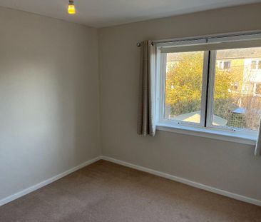 2 bedroom semi-detached house to rent - Photo 3