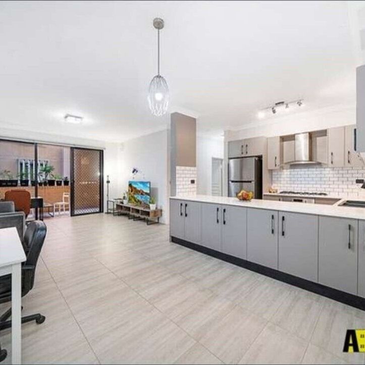 Harris Park - Photo 1