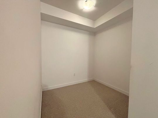 $1,699 / 1 br / 1 ba / 125 Shoreview pl unit 103 - Photo 1