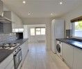 Kings Avenue, Watford - Photo 1