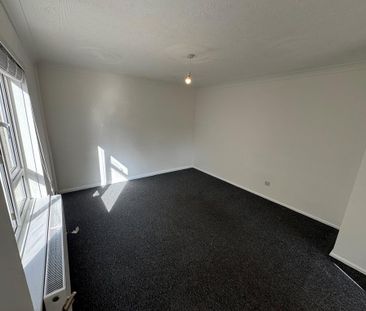 4 bedroom house to rent - Photo 2