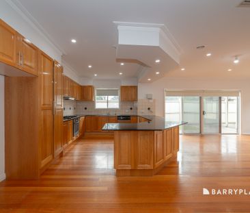 4-Bedroom Family Home - Photo 5
