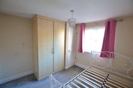 Telford Drivecippenhamsloughberkshire, SL1 - Photo 5