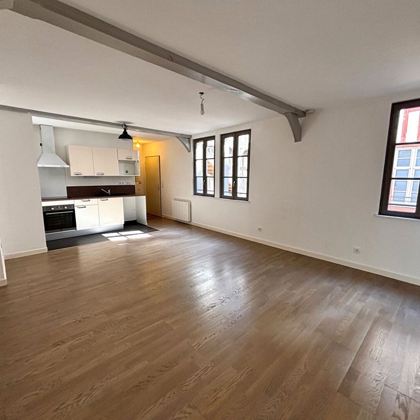 Location Appartement 2 pièces 61m² - Photo 1