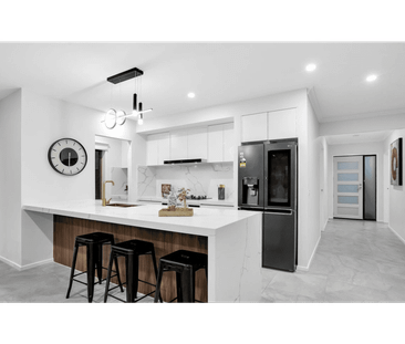 Beautiful Family Home in Williams Landing! - Photo 3