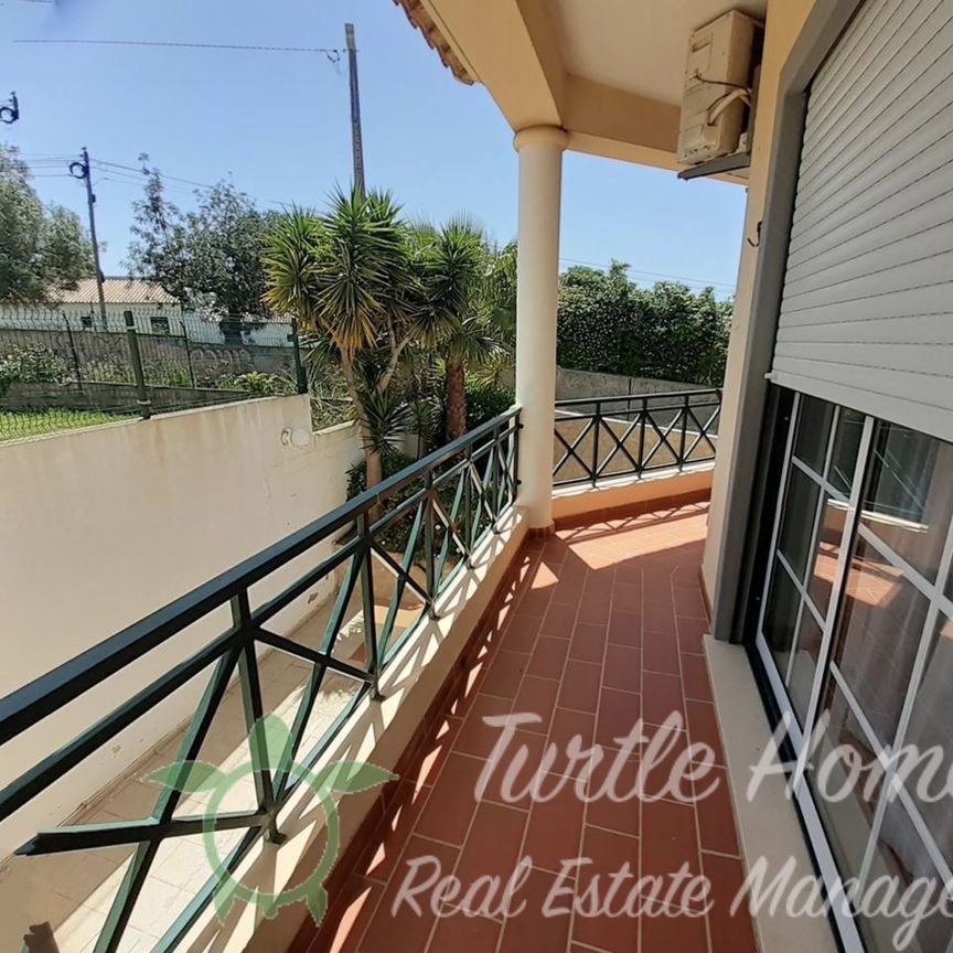 TH2023375 - South-facing one bedroom apartment - Photo 1