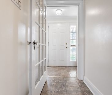 For Lease - 8 Thirty Third Street Unit# 4, Toronto, Ontario - Photo 3