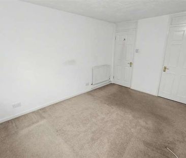 Red Road, Borehamwood, WD6 - Photo 5