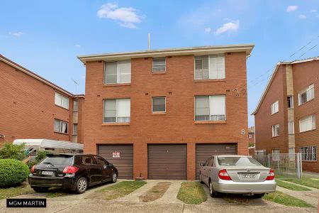 MGM MARTIN - SPACIOUS 1-BEDROOM APARTMENT IN PRIME LOCATION - Photo 4