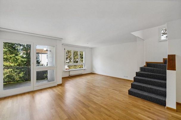 Zentral und ruhig gelegene Maisonette Wohnung! - Photo 1