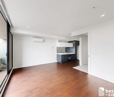 Chic One-Bedroom Apartment in Brunswick East - Photo 1