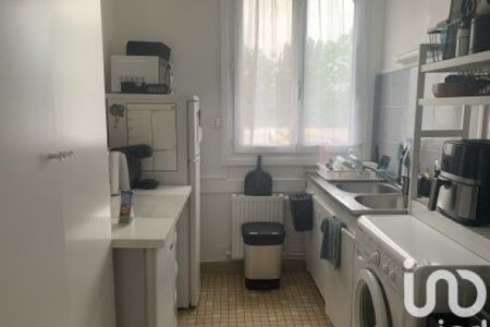 Location Appartement 3 pièces - Photo 4