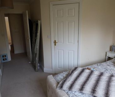 3 bedroom terraced house to rent - Photo 4