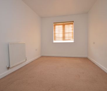 3 Bedroom Town House - Photo 5