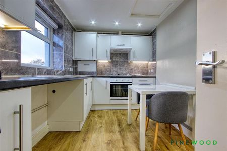 1 bedroom apartment to rent - Photo 4