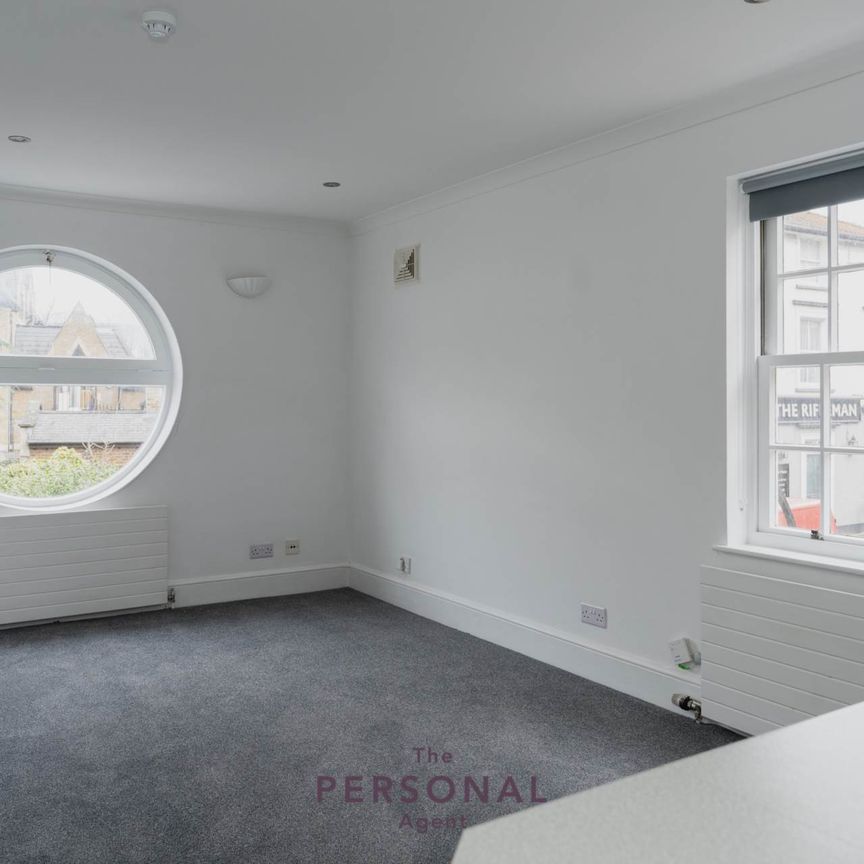 East Street, Epsom - Photo 1