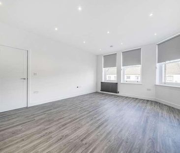 Rippolson Road, London, SE18 - Photo 6