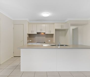 21 Trevean Drive, KLEINTON - Photo 4